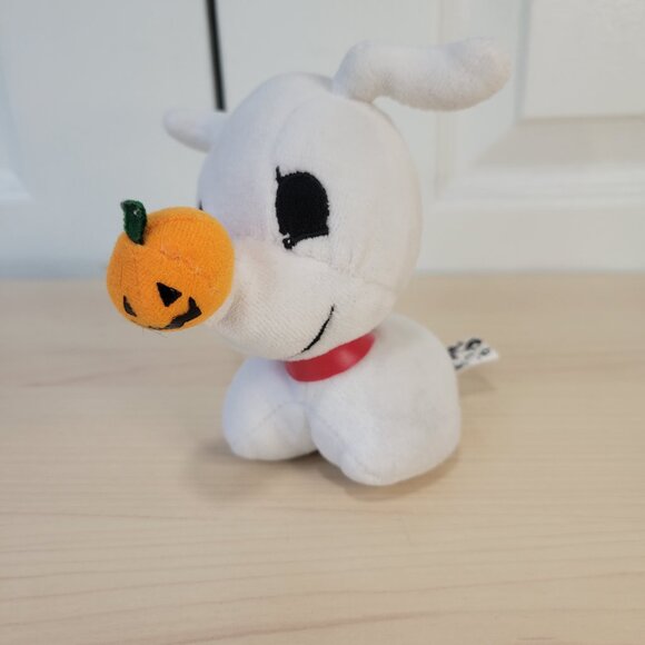 NIGHTMARE BEFORE CHRISTMAS Bundle: Zero Ghost Pup Plush & Letter Notepad Book - Picture 11 of 14